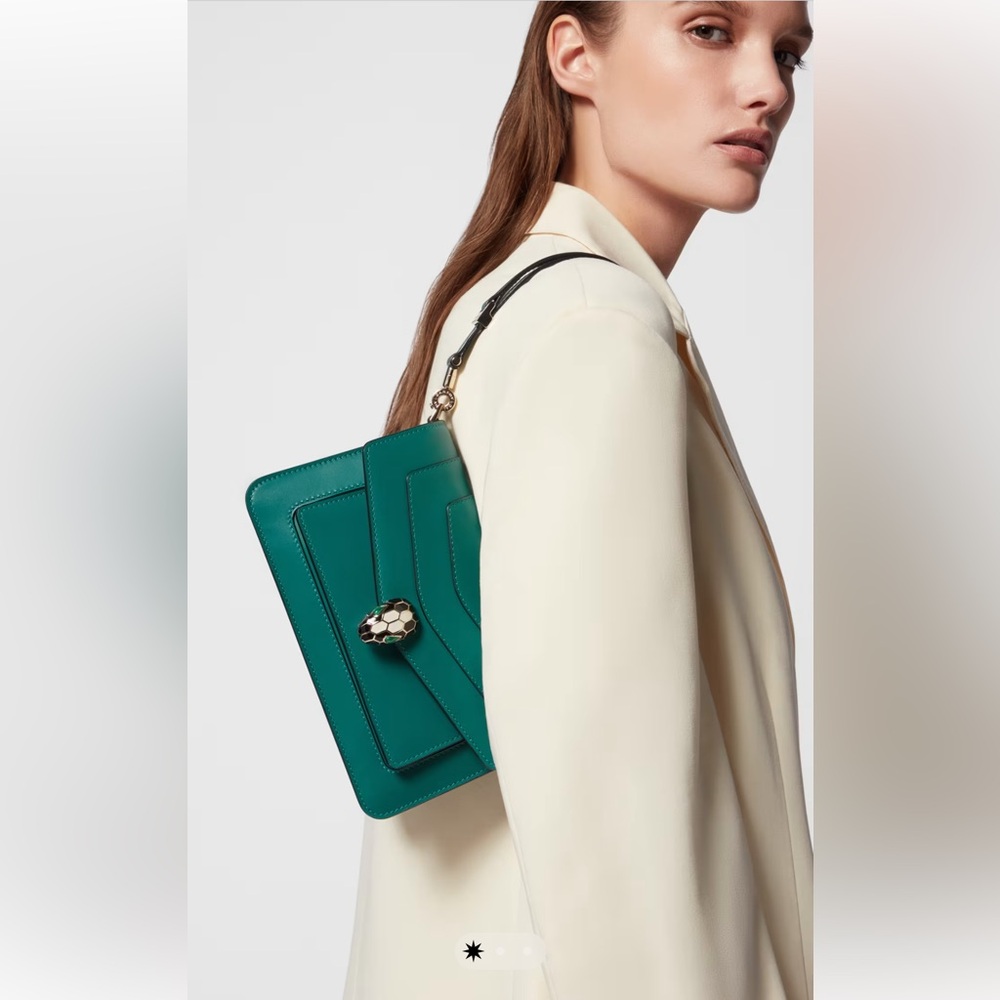 ๐ Bvlgari Serpenti East West Shoulder Bag ๐ - Picture 1 of 13